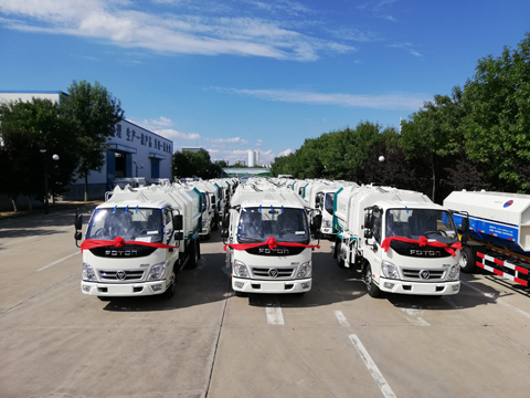 掛桶式垃圾車